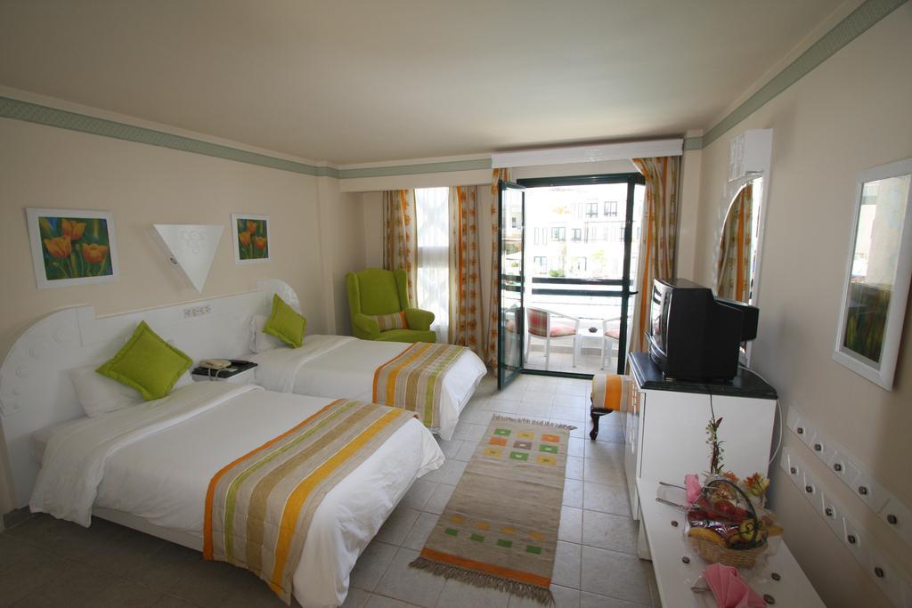 Kahramana Hotel Naama Bay Sarm es-Sejk Szoba fotó